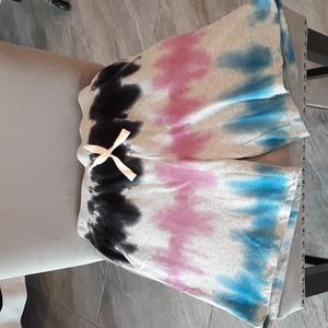 NWT Lea & Viola Tie Dye Shorts